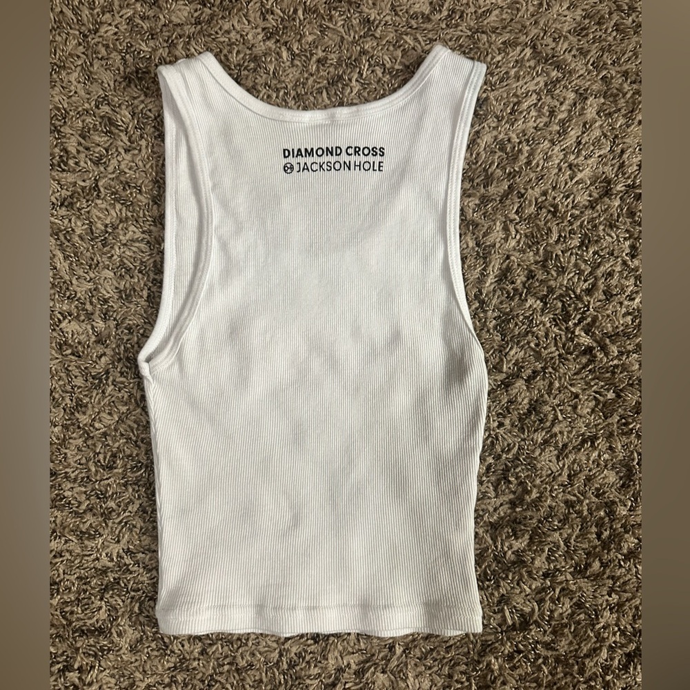 White Ribbed Tank Top with Red "howdy" Graphic - Picture 2 of 6
